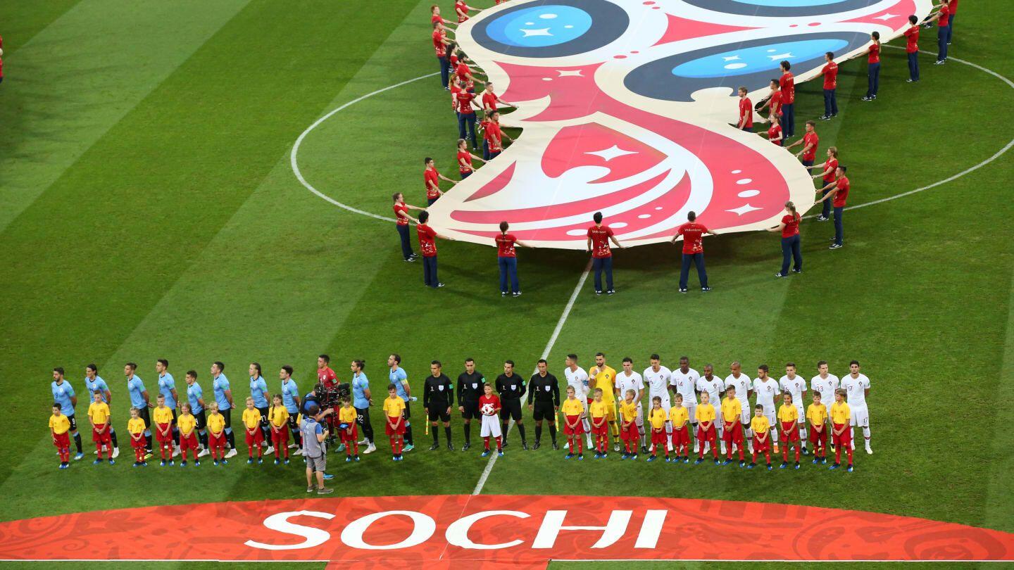 Dua Gol Cavani Pulangkan Uruguay dari Rusia