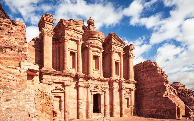 12 Fakta Unik Petra, Kota Cantik yang Pernah Hilang