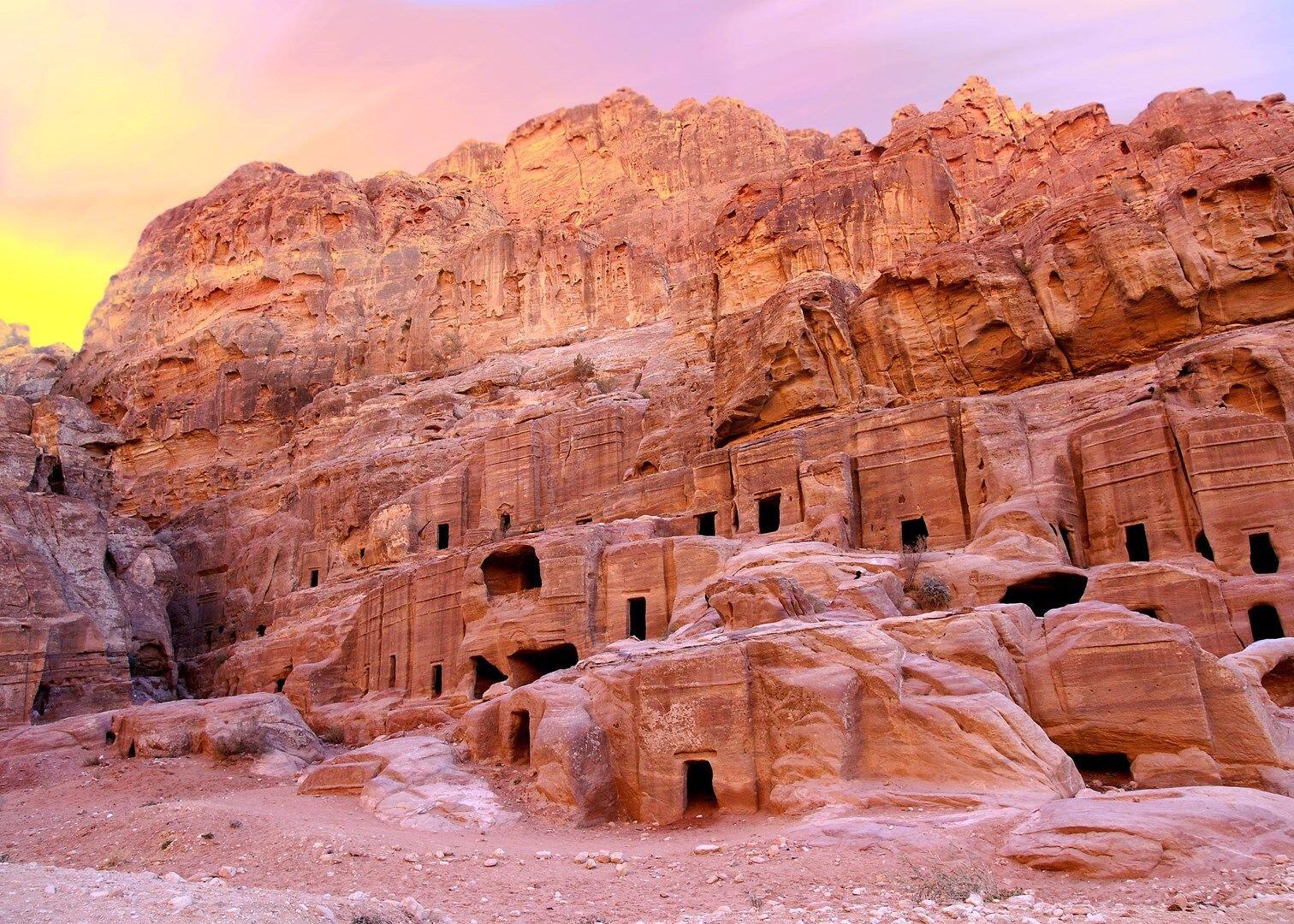 12 Fakta Unik Petra, Kota Cantik yang Pernah Hilang