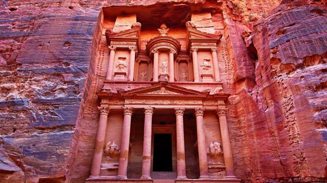 12 Fakta Unik Petra, Kota Cantik yang Pernah Hilang