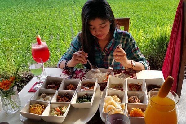 7 Tempat Makan dengan View Sawah Paling Adem di Jogja, Bikin Betah!