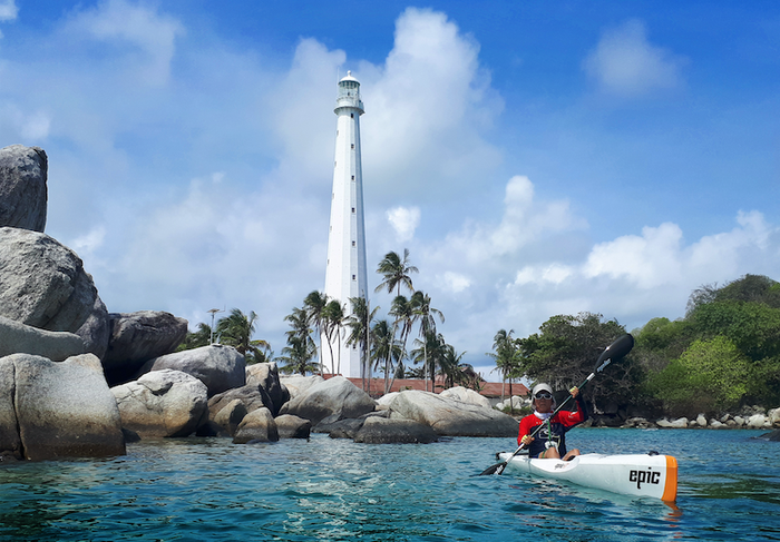 Merebut Status UNESCO Global Geopark Bagi Pulau Belitung Melalui Kayak