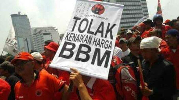 Direktur LP3ES : yang Selalu Isi Premium Protes Pertamax Naik, Munafik