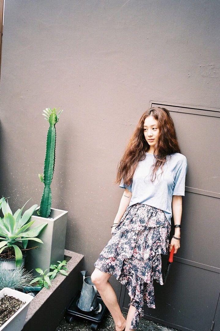 10 Panutan Gaya Kasual nan Stylish ala Jung Ryeo-won 'Wok of Love'