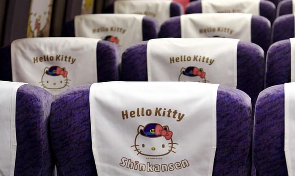 Super Unyu, Begini Tampilan Kereta Bertemakan Hello Kitty di Jepang
