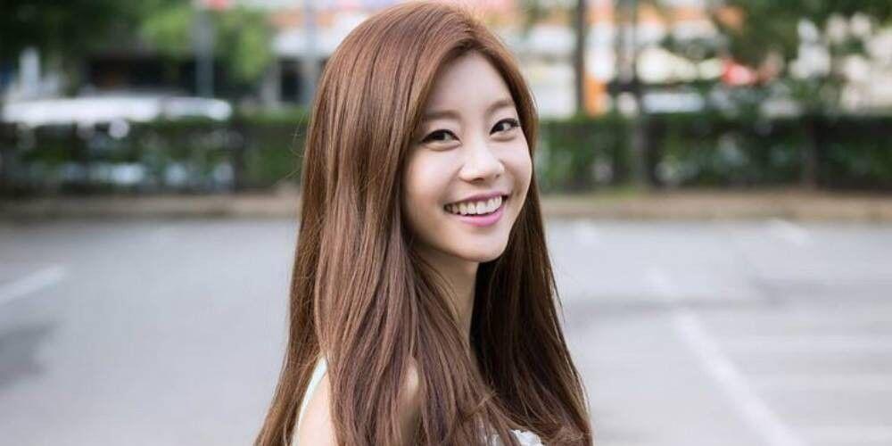 Walau Populer, 7 Idol KPop Ini Punya Kehidupan Super Keras