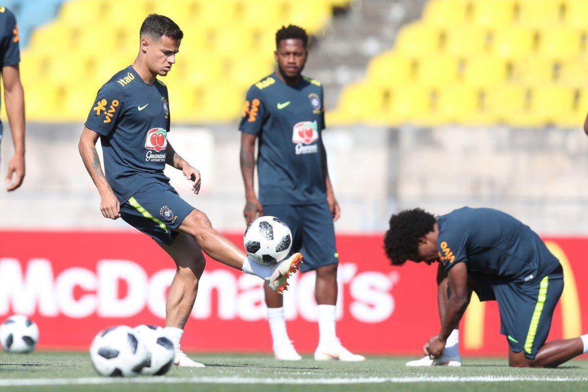 Neymar dan Coutinho Akan Beri Kejutan Bagi Pertahanan Meksiko