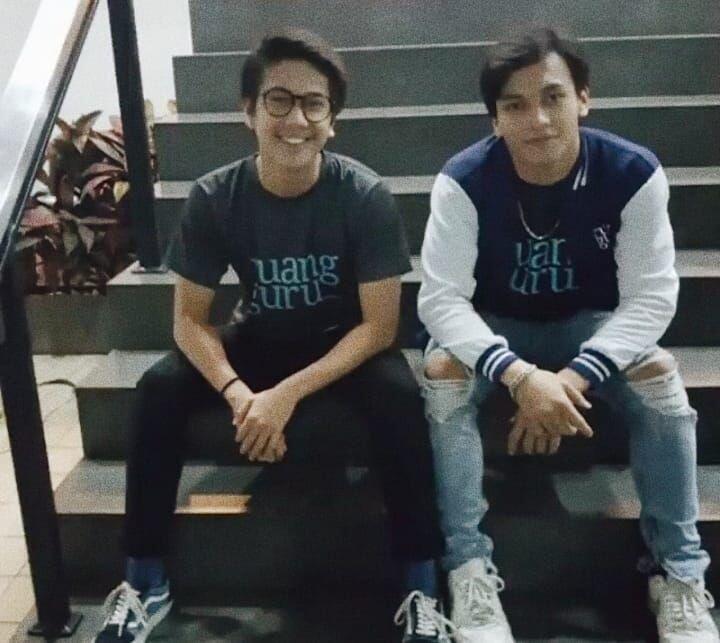 Ketika Iqbaal dan Jefri Nichol Dipertemukan, Ini 8 Potret Kerennya