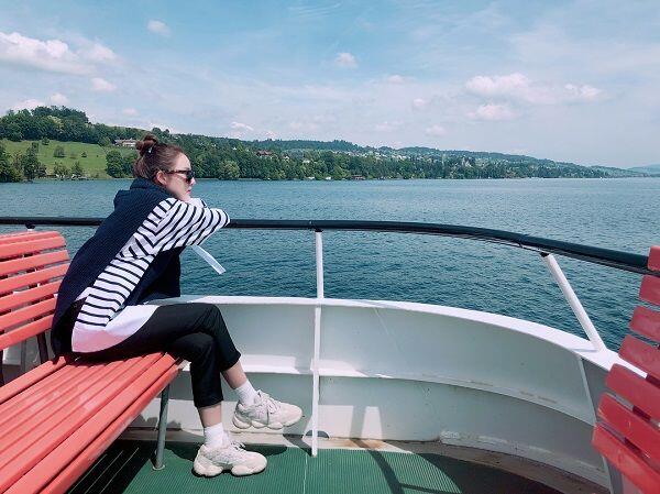 10 Gaya Athleisure Kece & Gak Ribet yang Bisa Ditiru Ala Sandara Park