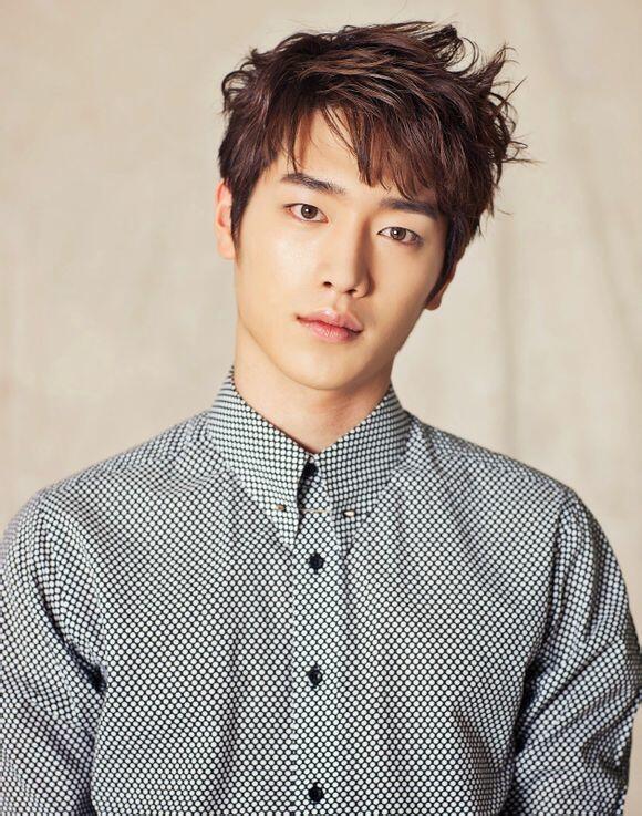 10 Potret Seo Kang Joon, Robot Ganteng dalam drama Are You Human Too