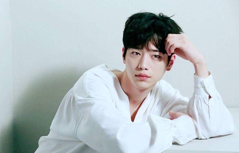 10 Potret Seo Kang Joon, Robot Ganteng dalam drama Are You Human Too