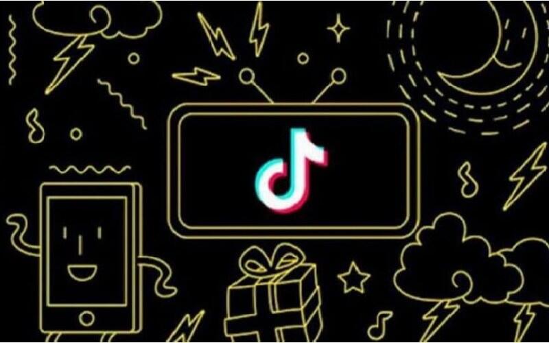 BERITA HANGAT TERBLOKIRNYA TIK TOK !