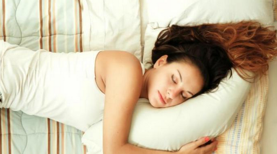 Mau Kulit Wajah Sehat Tanpa Keluar Kocek Banyak? Ikutin Aja 5 Tips Ini!