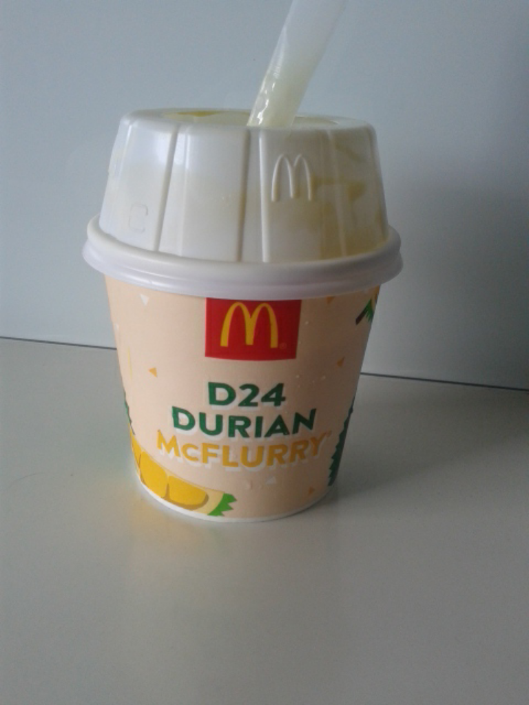 Durian McFlurry Hadir Juga di Singapura