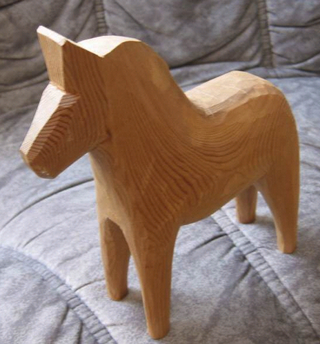 Bukan Unicorn! Ini Dala Horse dari Swedia