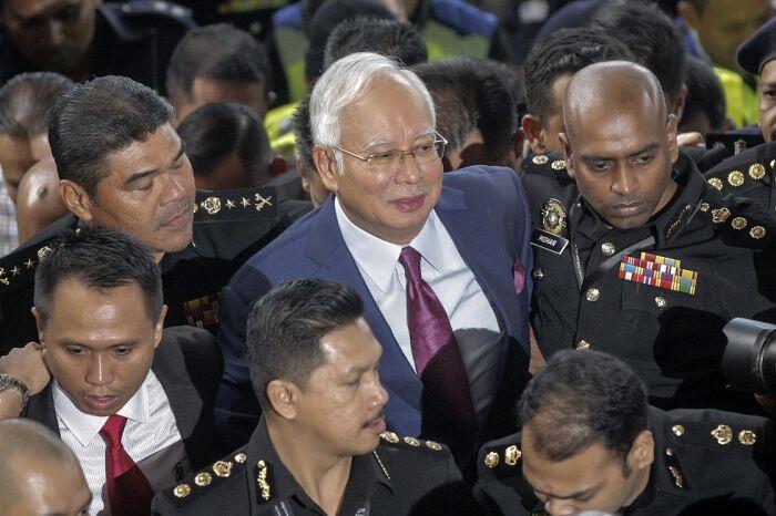 Nasib Najib Razak setelah ditangkap lembaga antirasuah Malaysia