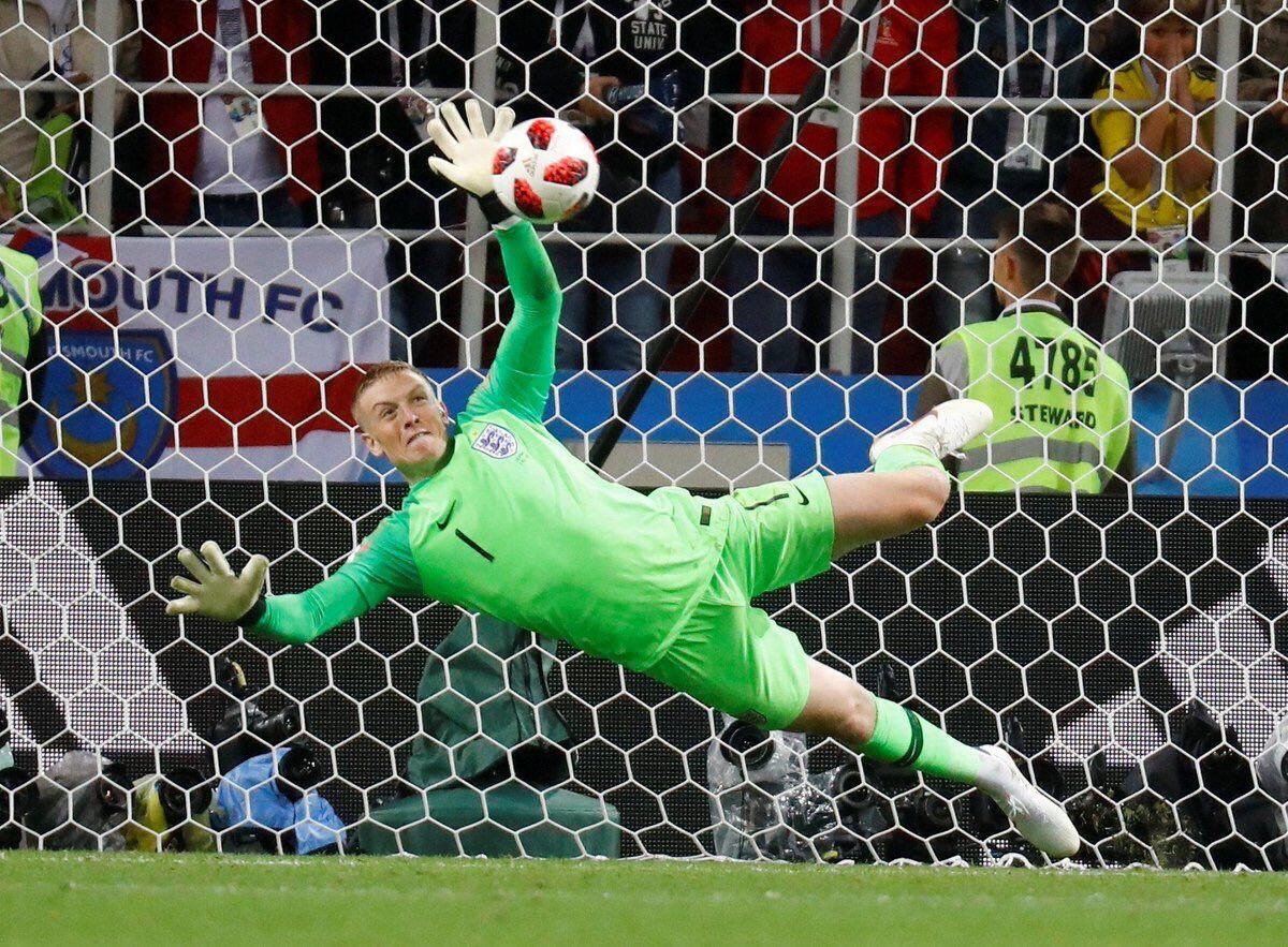 Jadi Pahlawan Inggris, Jordan Pickford Serang Balik KritikCourtois