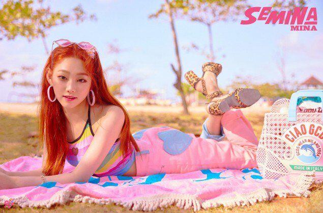 Pemotretan di Bali, Intip 10 Potret Kece Girlband KPop Gugudan