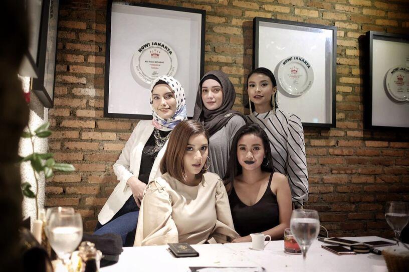 Cerewet di Sinetron TOP, Ini 10 Gaya Ayya Renita di Kehidupan Nyata