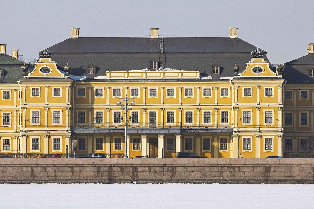 8 Istana Megah di Rusia yang Wajib Dikunjungi Saat ke St. Petersburg
