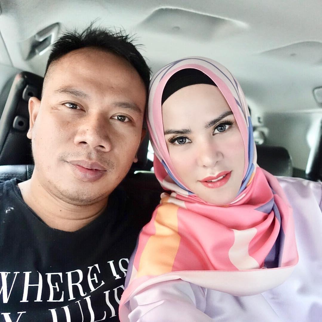 Dibilang Settingan, 10 Momen Mesra Angel Lelga & Vicky Prasetyo