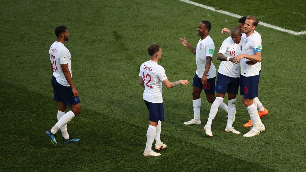 Jersey Merah Tentukan Kemenangan Inggris, Mitos atau Fakta?