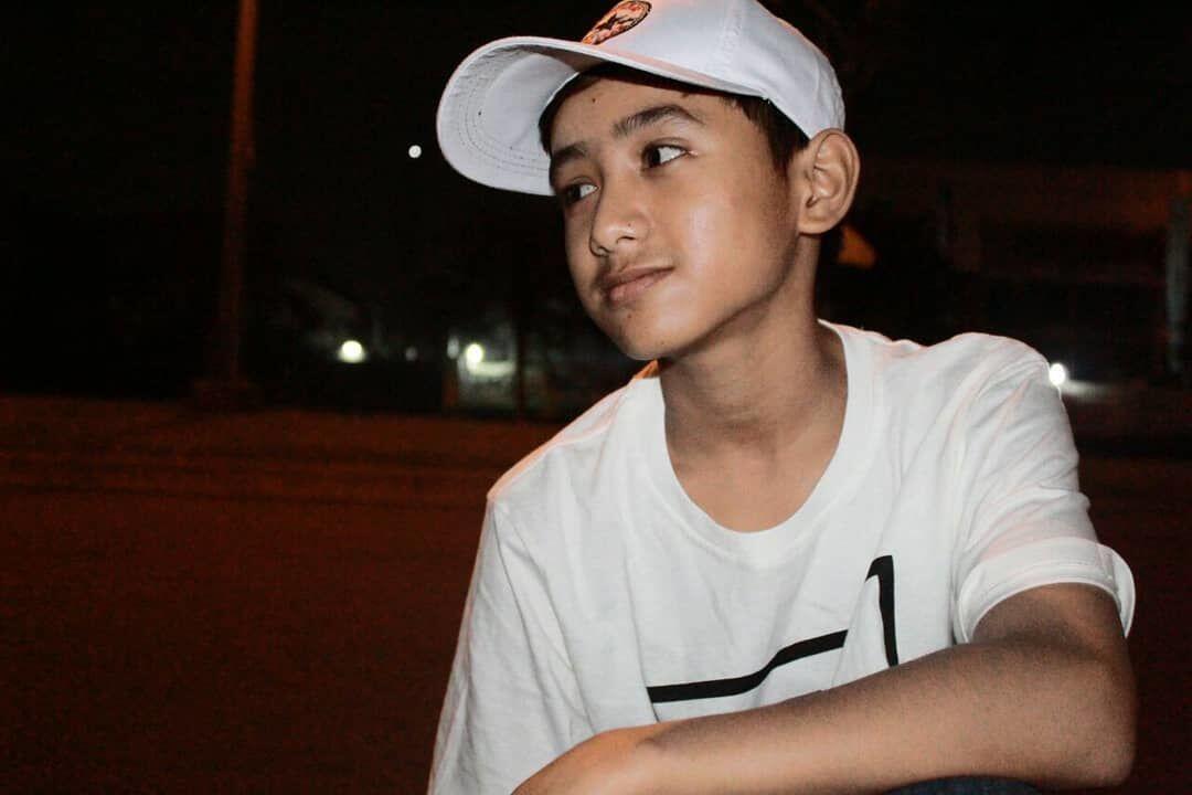 Jadi Artis Tik Tok, Ini 10 Potret Kece Bowo Alpenliebe