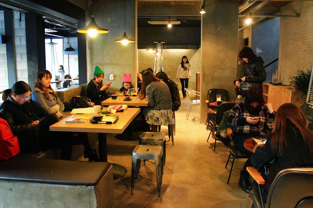 7 Restoran & Cafe Terkenal di Seoul Ini Ternyata Milik Idol KPop