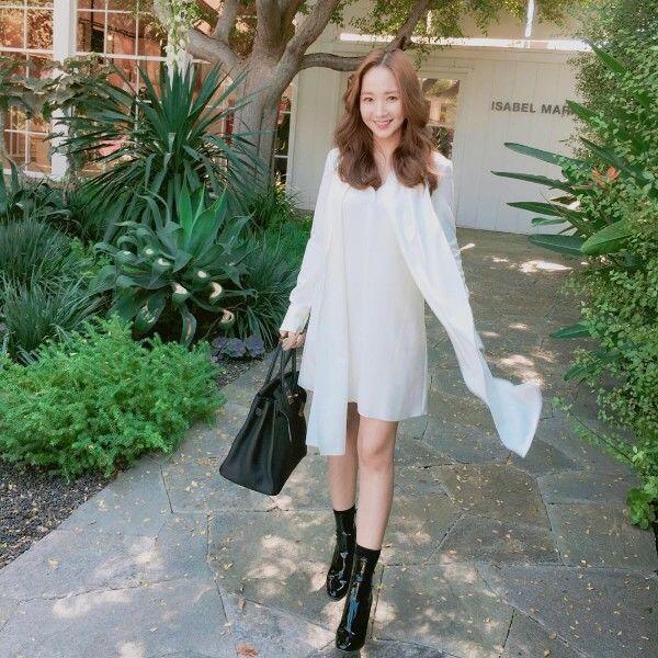 15 Gaya Kece Park Min Young, Sekretaris Ayu di Drama Why Secretary Kim
