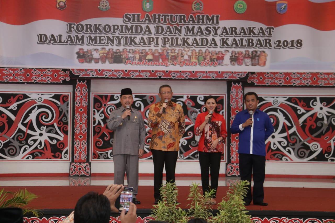 Keakraban Dua Cagub Kalbar Bertemu