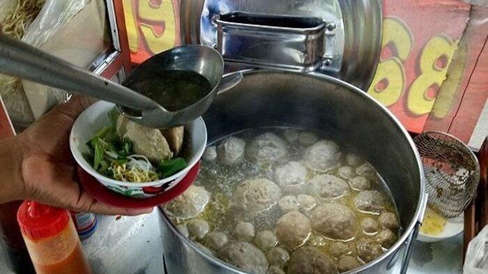 Curhat Seorang Ibu yang Punya Gumpalan Besar di Rahim karena Keseringan Makan Bakso