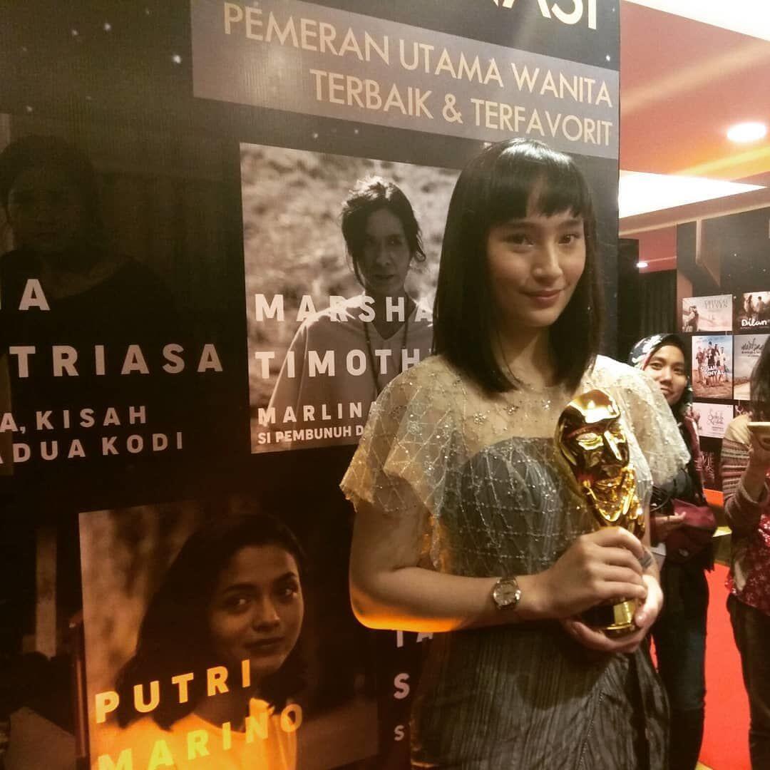 9 Penampilan Memukau Selebriti di Indonesian Movie Actors Awards 2018
