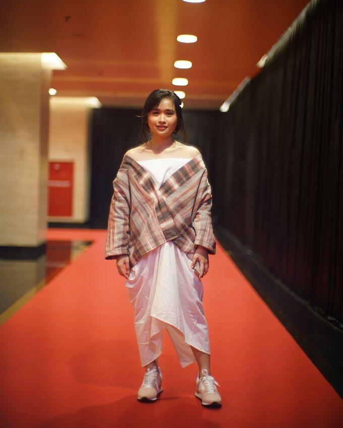 9 Penampilan Memukau Selebriti di Indonesian Movie Actors Awards 2018
