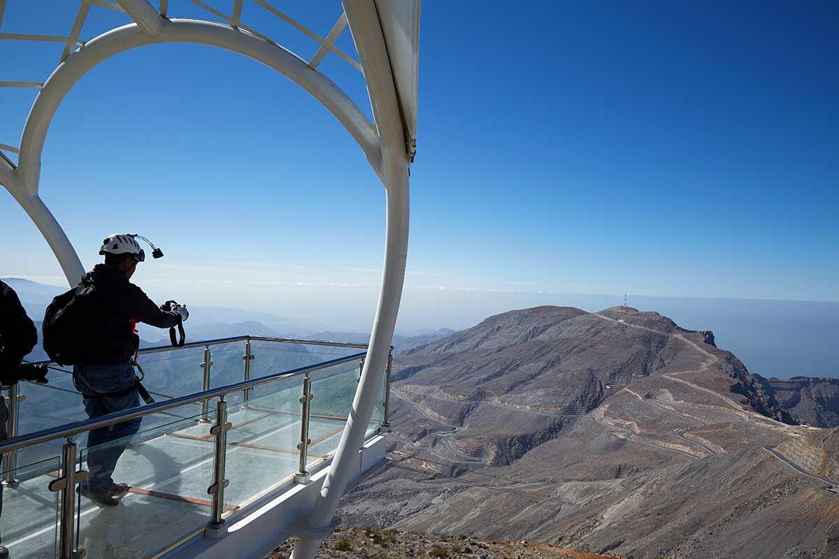 Ini 9 Lokasi Zipline dengan Ketinggian Ekstrem di Dunia, Berani Coba?