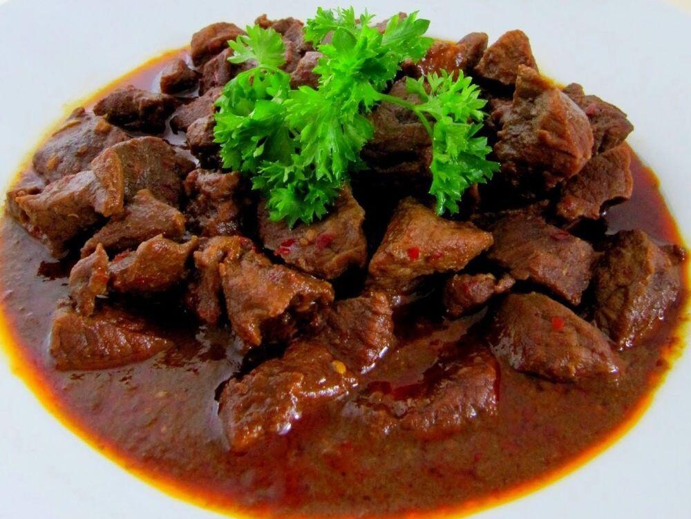 4 Rendang Seafood Khas Pesisir Minang, Lamak Bana!
