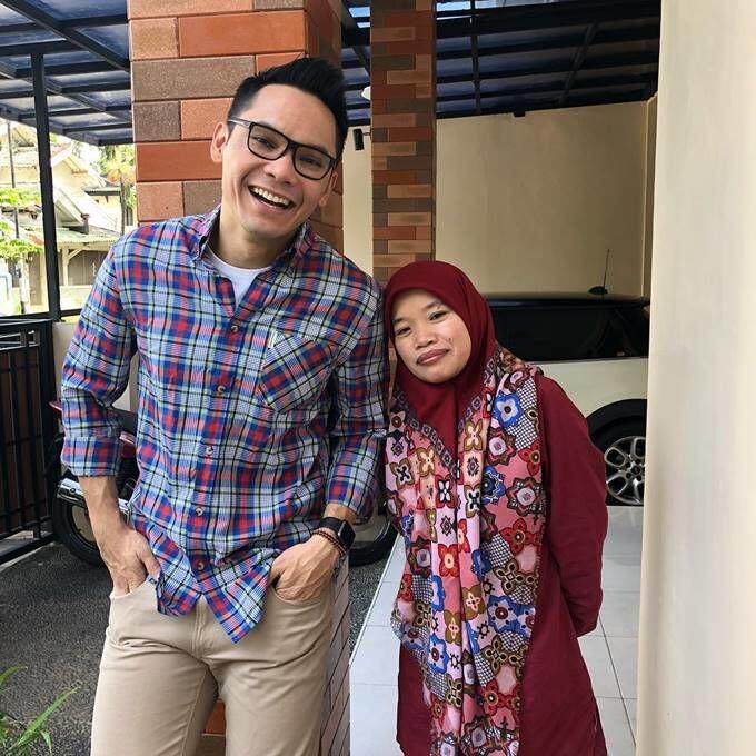 10 Momen Kedekatan Artis dengan Asistennya, Wajib Ditiru!