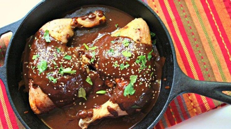 13 Makanan dari Berbagai Negara yang Terbuat dari Darah Hewan!