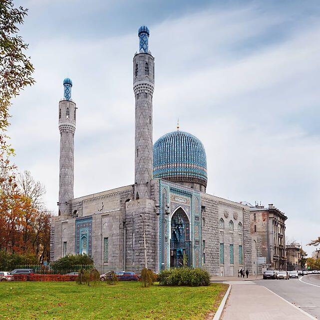 Megahnya! 8 Masjid di Rusia IniPaling Indah dan Unik