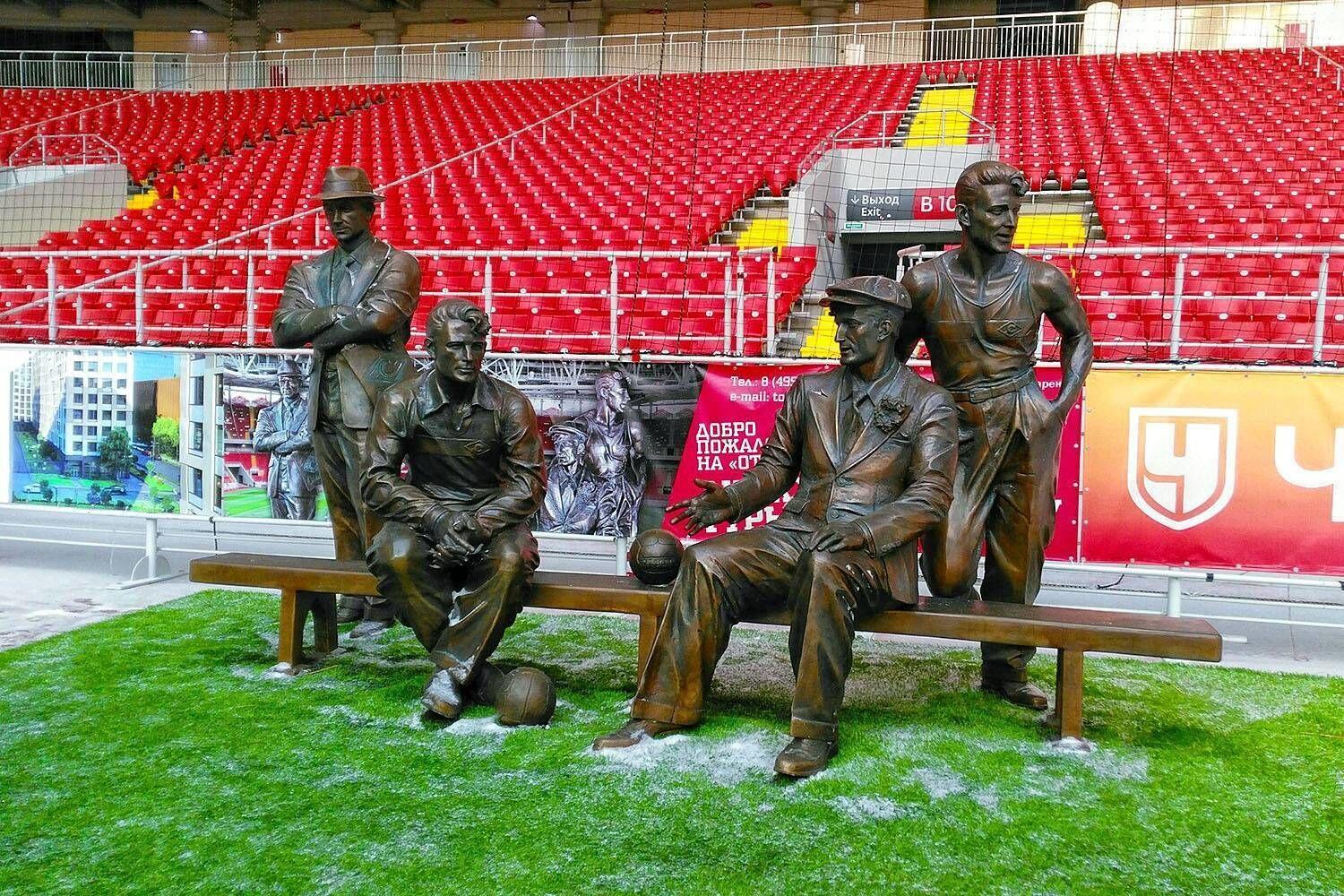 7 Spot Unik di Stadion Piala Dunia 2018, Ada Patung di Belakang Gawang