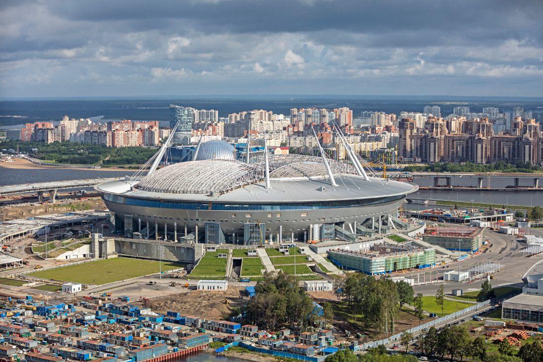 7 Spot Unik di Stadion Piala Dunia 2018, Ada Patung di Belakang Gawang