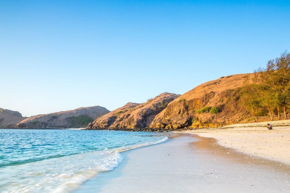 Selain Pink Beach, Ini 5 Pantai Terbaik dan Masih Perawan di Lombok