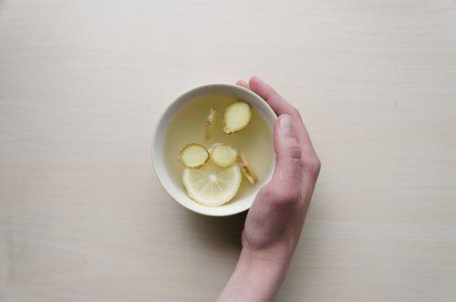 5 Minuman Enak yang Bisa Membantu Merawat Kulitmu dari Dalam