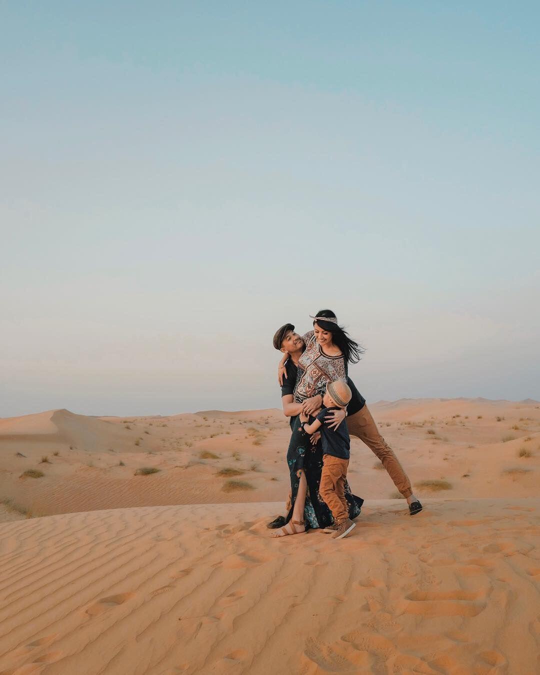 10 Destinasi Seru ala Ryan Delon & Sharena, Inspirasi Liburan Keluarga