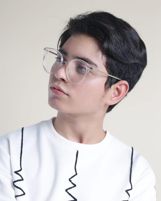10 Potret Christoper Arce, Aktor Pendatang Baru 'Kembaran' Aliando