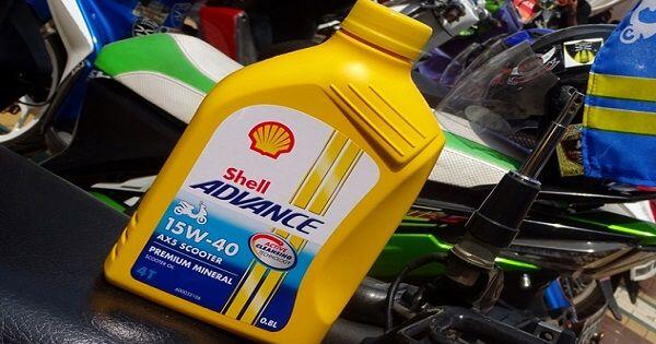 Biar Gak Bingung, Kenali 5 Jenis Oli yang Tepat Buat Motormu