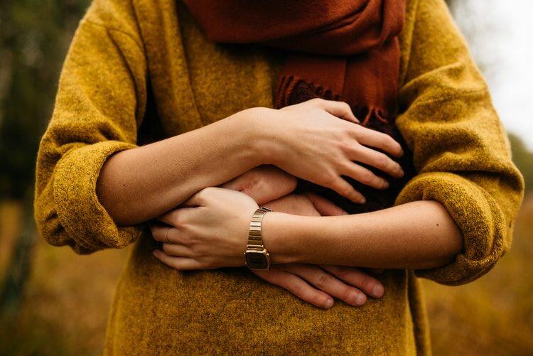 Buat Cowok yang Gak Biasa Bilang Cinta, Ini 9 Ide Romantis untuk Istri