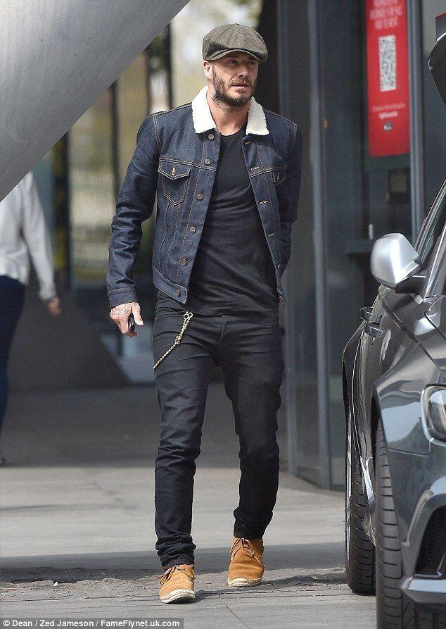 9 Tampilan Outfit Manly dengan Topi ala David Beckham