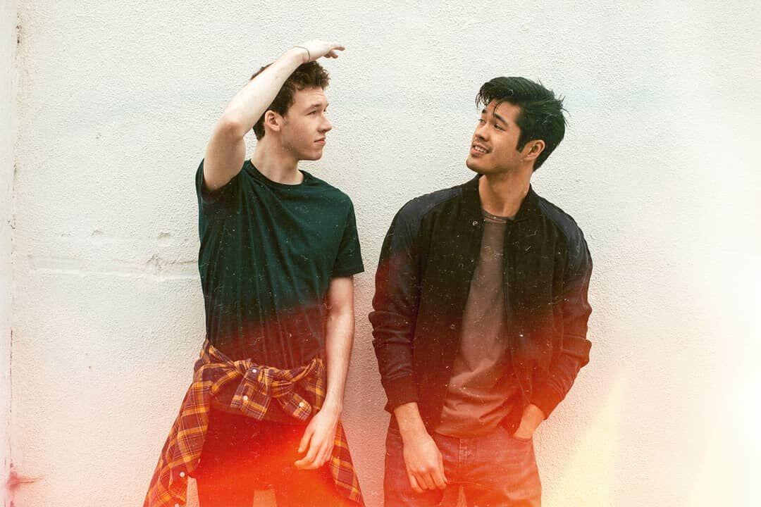 10 Style Manly ala Ross Butler, Bikin Kamu Makin Gagah Bro!