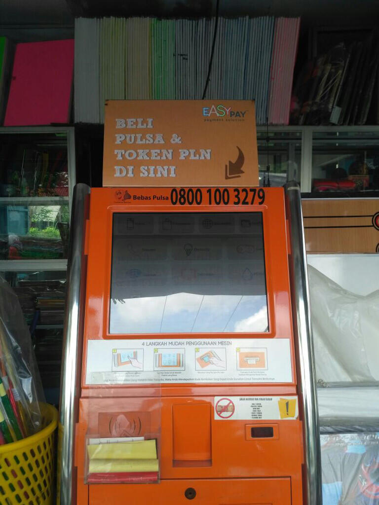 ADA YANG PERNAH LIAT MESIN ORANYE INI GA DI JAKARTA??