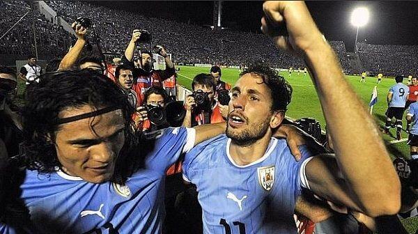 Jelang Hadapi Prancis, Edinson Cavani Diragukan Tampil